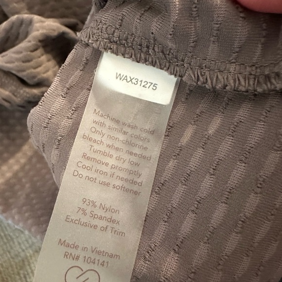 CALIA by Carrie Underwood Long Sleeve Sweatshirt - Picture 5 of 8